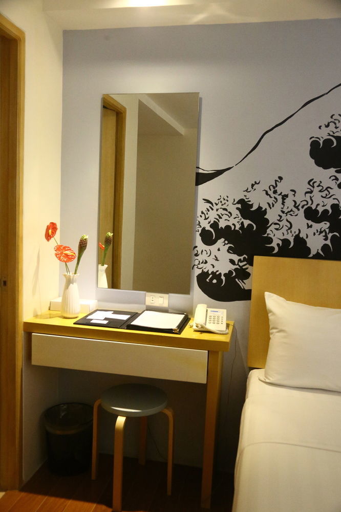 Fersal Hotel Makati Avenue Makati City Esterno foto