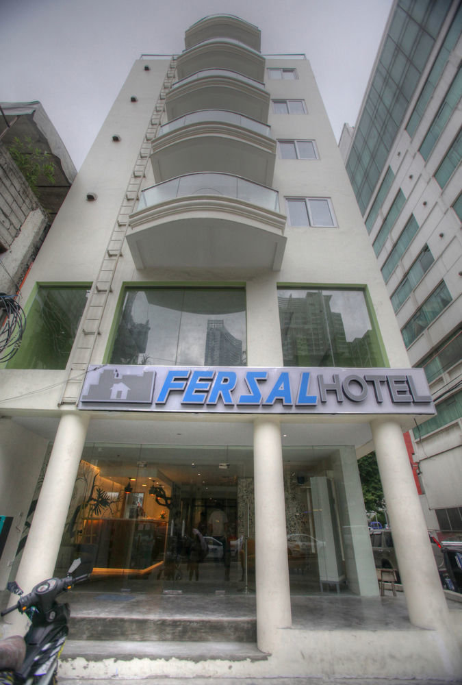 Fersal Hotel Makati Avenue Makati City Esterno foto